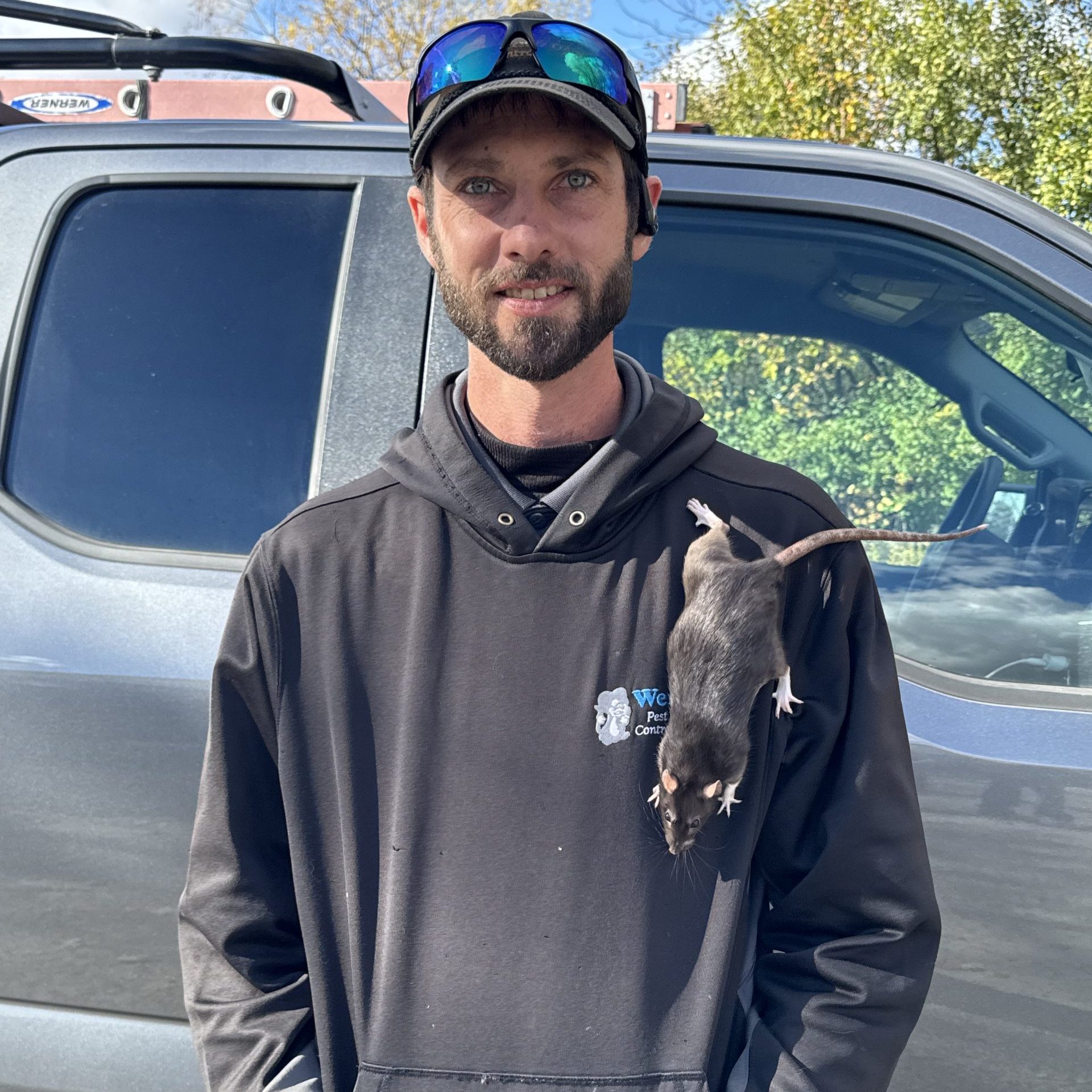 About Us 5 About Us 4